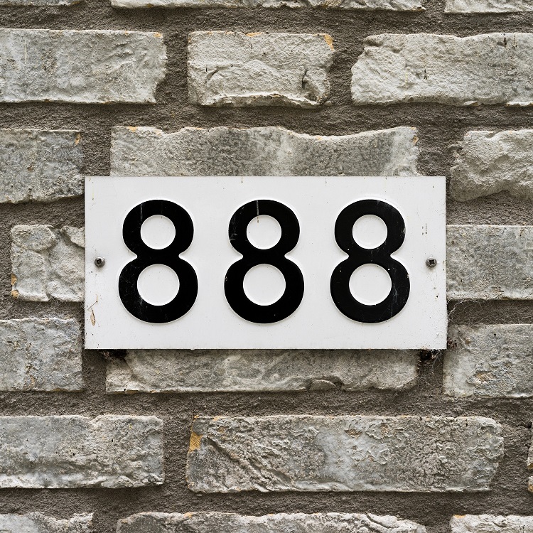 888 Signifiance - Street Sign